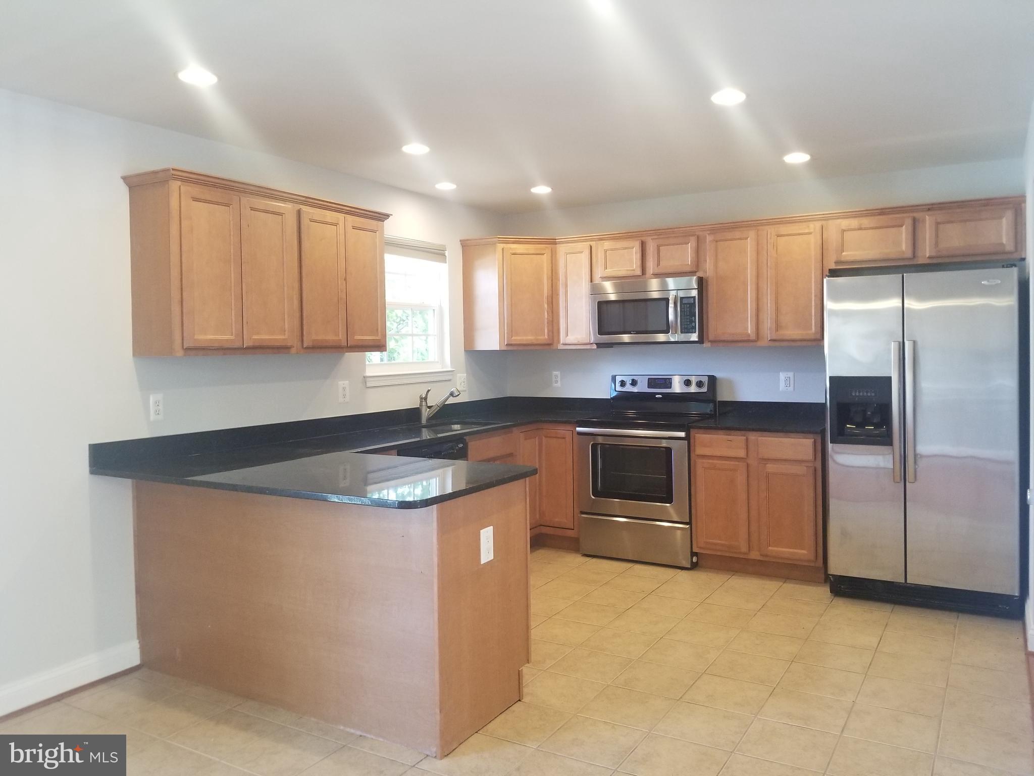 702 Holy Cross Road Baltimore, MD 21225 - Photo 13 of 69 Gallery Image 13