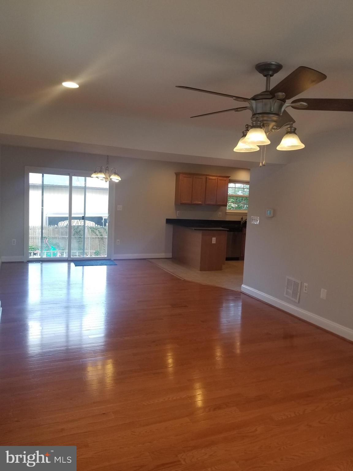 702 Holy Cross Road Baltimore, MD 21225 - Photo 21 of 69 Gallery Image 21