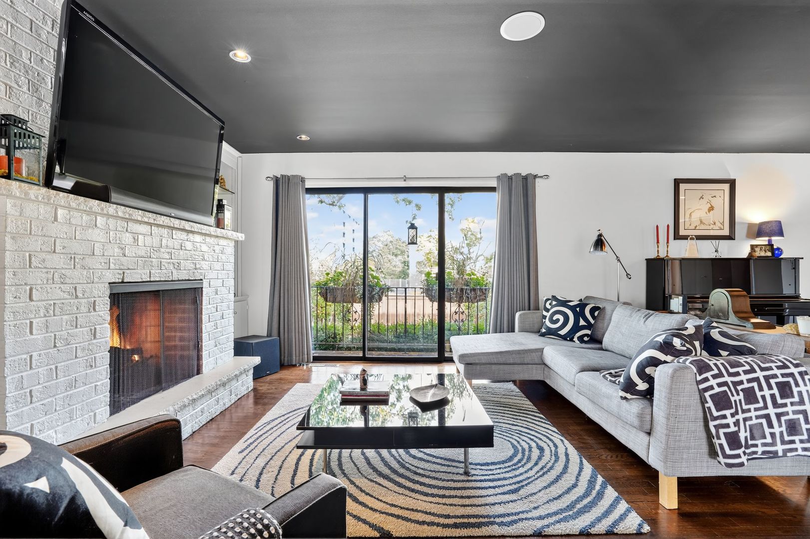 1403 Sheridan Road Wilmette, IL 60091 - Photo 12 of 32