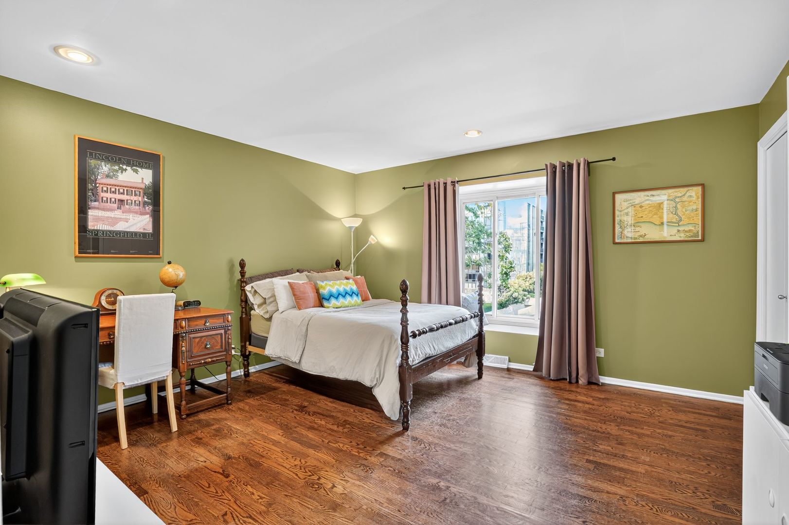 1403 Sheridan Road Wilmette, IL 60091 - Photo 20 of 32