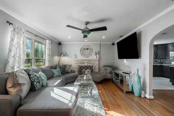 $4,300 | 6455 Sondra Drive, Dallas, TX 75214