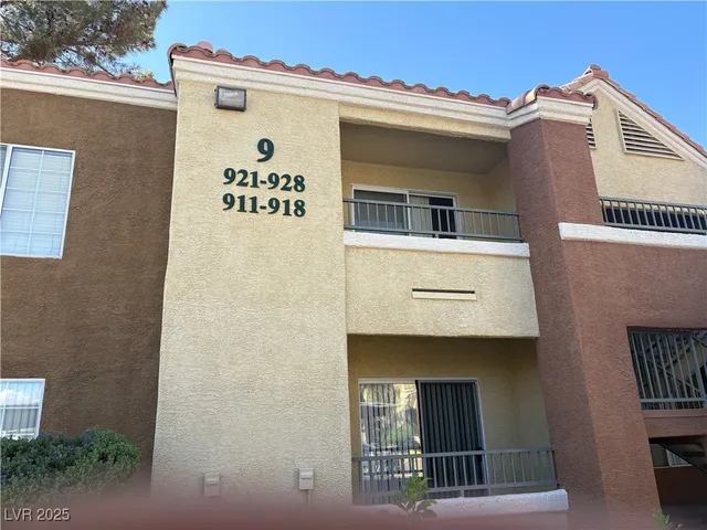$245,000 | 2120 Ramrod Avenue, Unit 927, Henderson, NV 89014