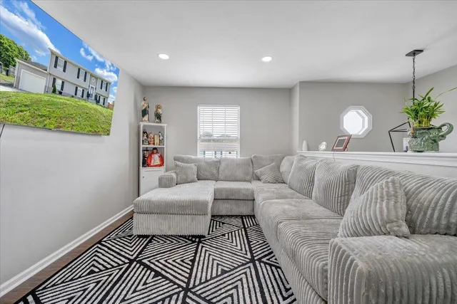 $367,000 | 901 Samantha Circle, Roanoke, VA 24019