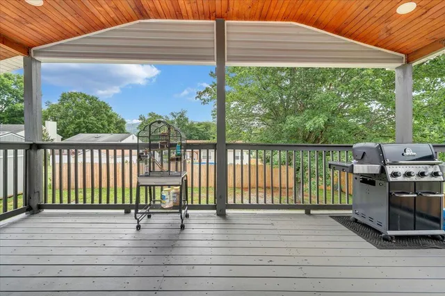 $367,000 | 901 Samantha Circle, Roanoke, VA 24019