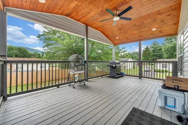 $367,000 | 901 Samantha Circle, Roanoke, VA 24019