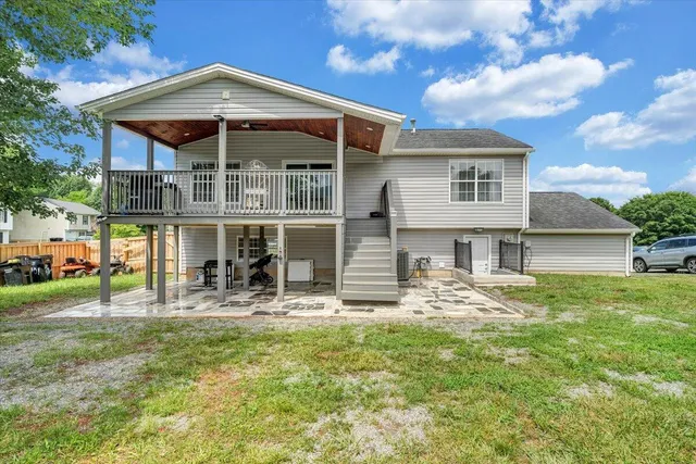 $367,000 | 901 Samantha Circle, Roanoke, VA 24019