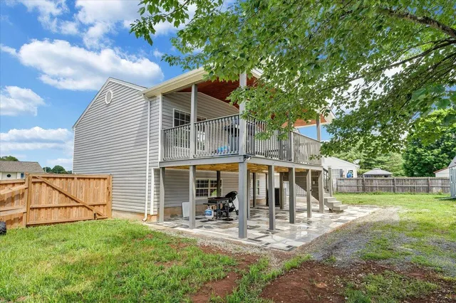 $367,000 | 901 Samantha Circle, Roanoke, VA 24019