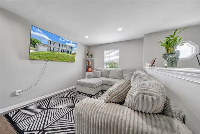 $367,000 | 901 Samantha Circle, Roanoke, VA 24019