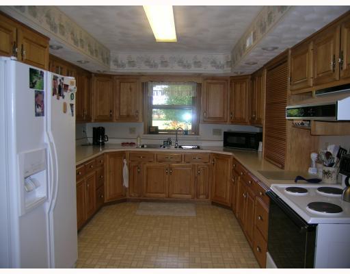 645 Farver Road Troy, OH 45373 - Photo 4 of 12