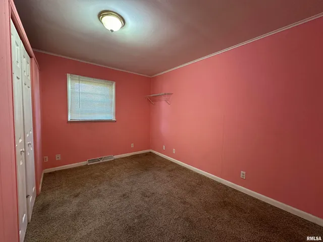 $112,000 | 607 North Adams Street, West Frankfort, IL 62896