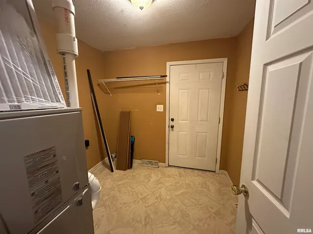 $112,000 | 607 North Adams Street, West Frankfort, IL 62896