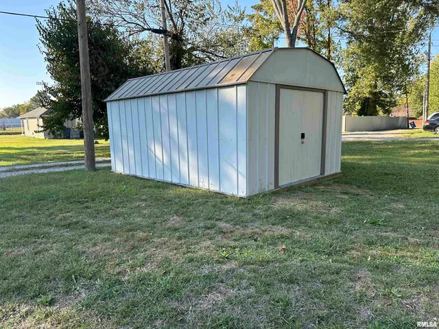 $112,000 | 607 North Adams Street, West Frankfort, IL 62896