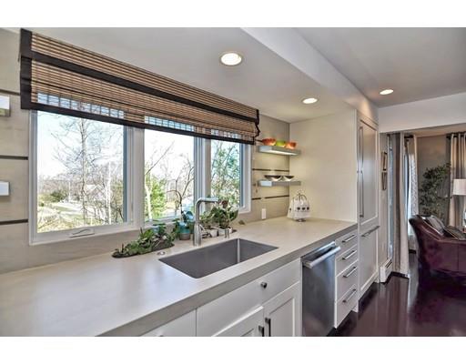 10 Maugus Hill Road Wellesley, MA 02481 - Photo 15 of 30 Gallery Image 15