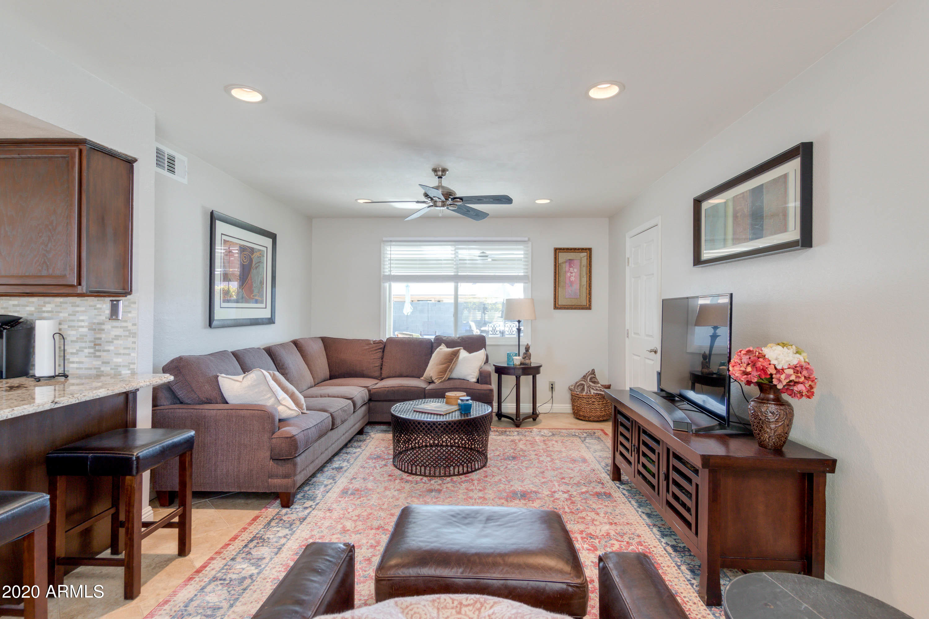 3741 East Charter Oak Road Phoenix, AZ 85032 - Photo 5 of 46 05-Charter Oak
