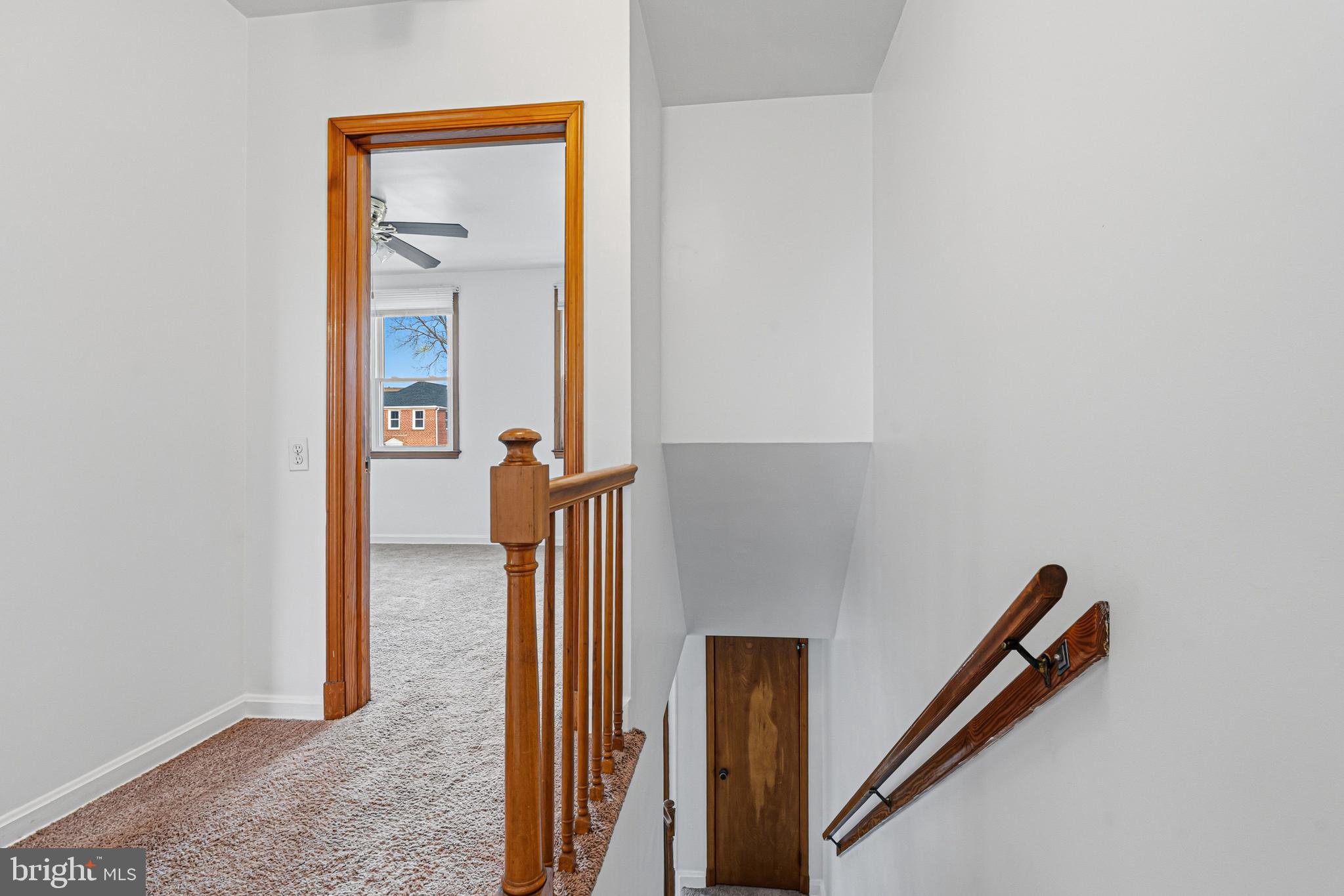 1242 Delbert Avenue Baltimore, MD 21222 - Photo 12 of 34 a view of entryway