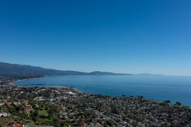 $5,000,000 | 1568 La Vista Del Oceano, Santa Barbara, CA 93109