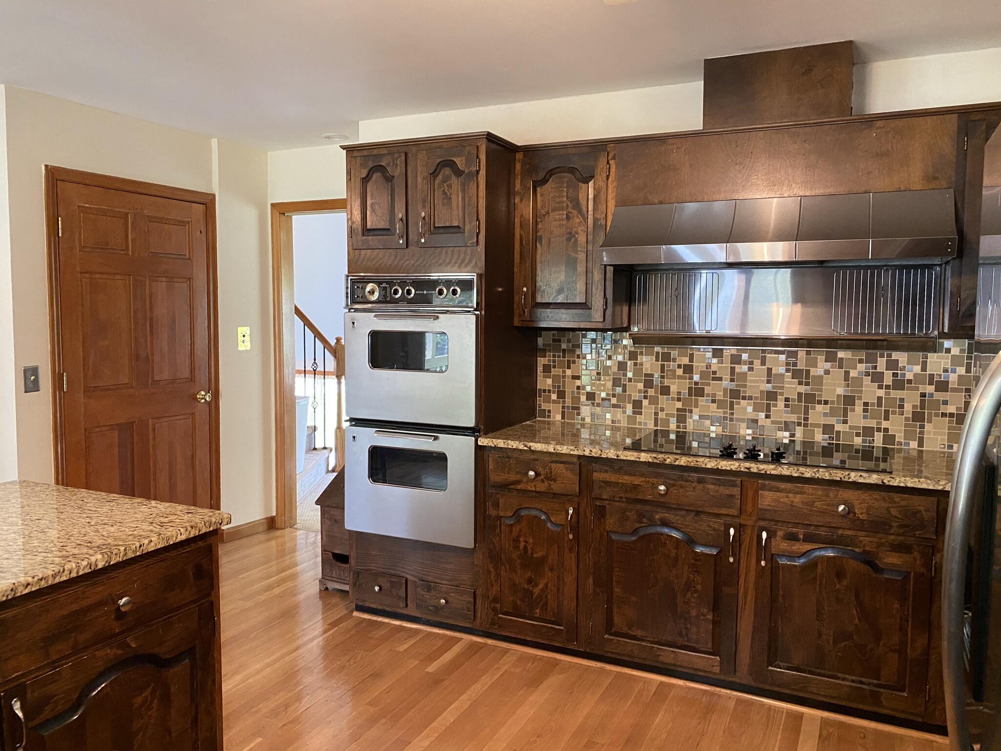9003 Edgewater Road Chattanooga, TN 37416 - Photo 5 of 13 Kitchen