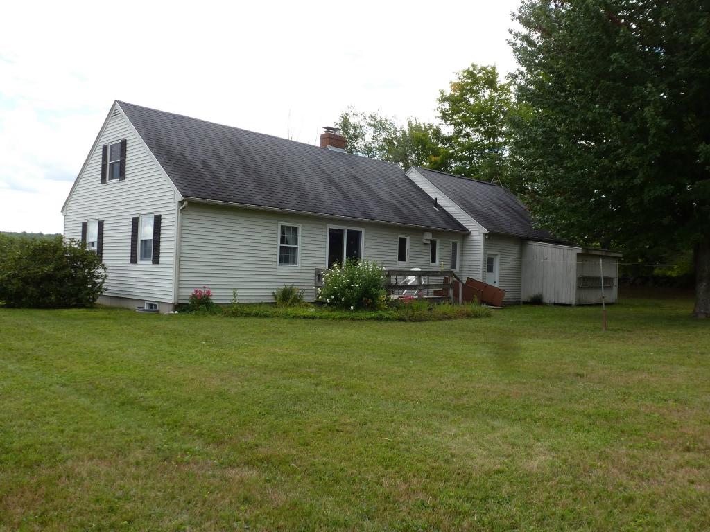 121 Windsor Road Hillsborough, NH 03244 - Photo 3 of 21
