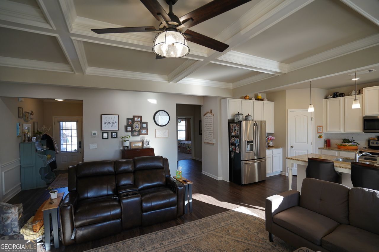 7671 Silk Tree Braselton, GA 30517 - Photo 4 of 44