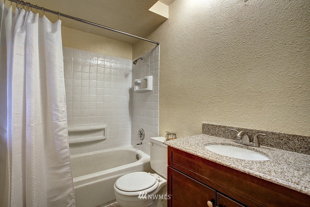 13408 Southeast 168th Street Renton, WA 98058 - Photo 11 of 23 Gallery Image 11