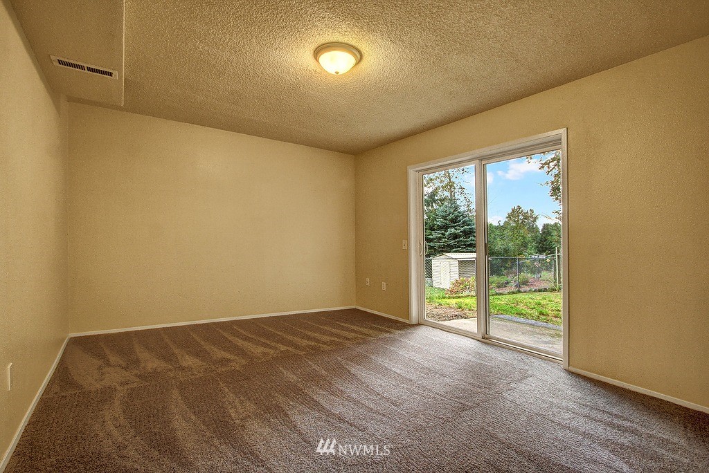 13408 Southeast 168th Street Renton, WA 98058 - Photo 13 of 23 Gallery Image 13