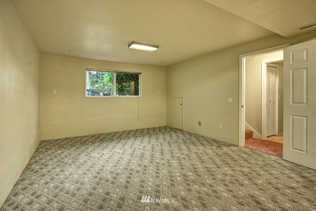 13408 Southeast 168th Street Renton, WA 98058 - Photo 15 of 23 Gallery Image 15