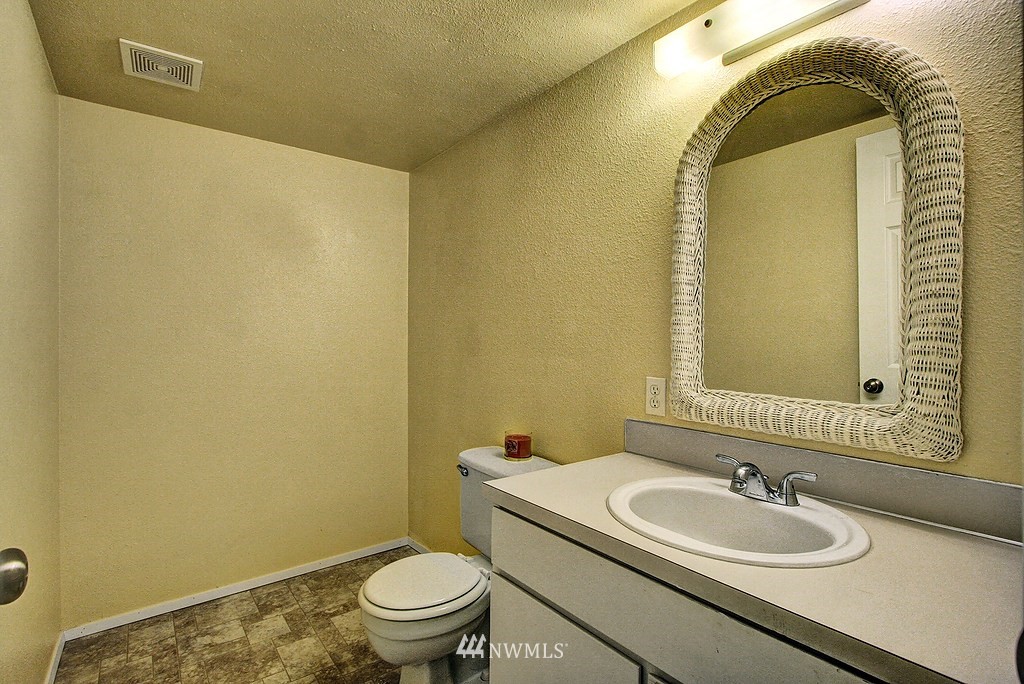 13408 Southeast 168th Street Renton, WA 98058 - Photo 16 of 23 Gallery Image 16