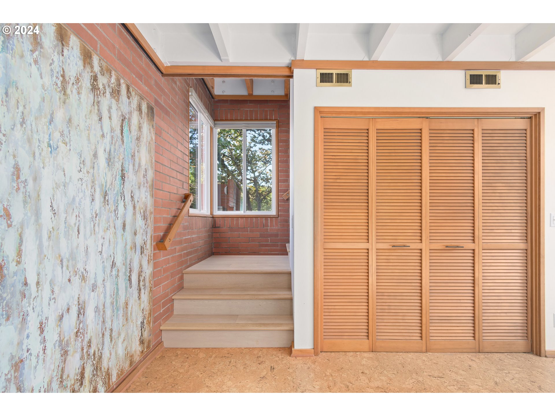 120 High Street Eugene, OR 97401 - Photo 11 of 36