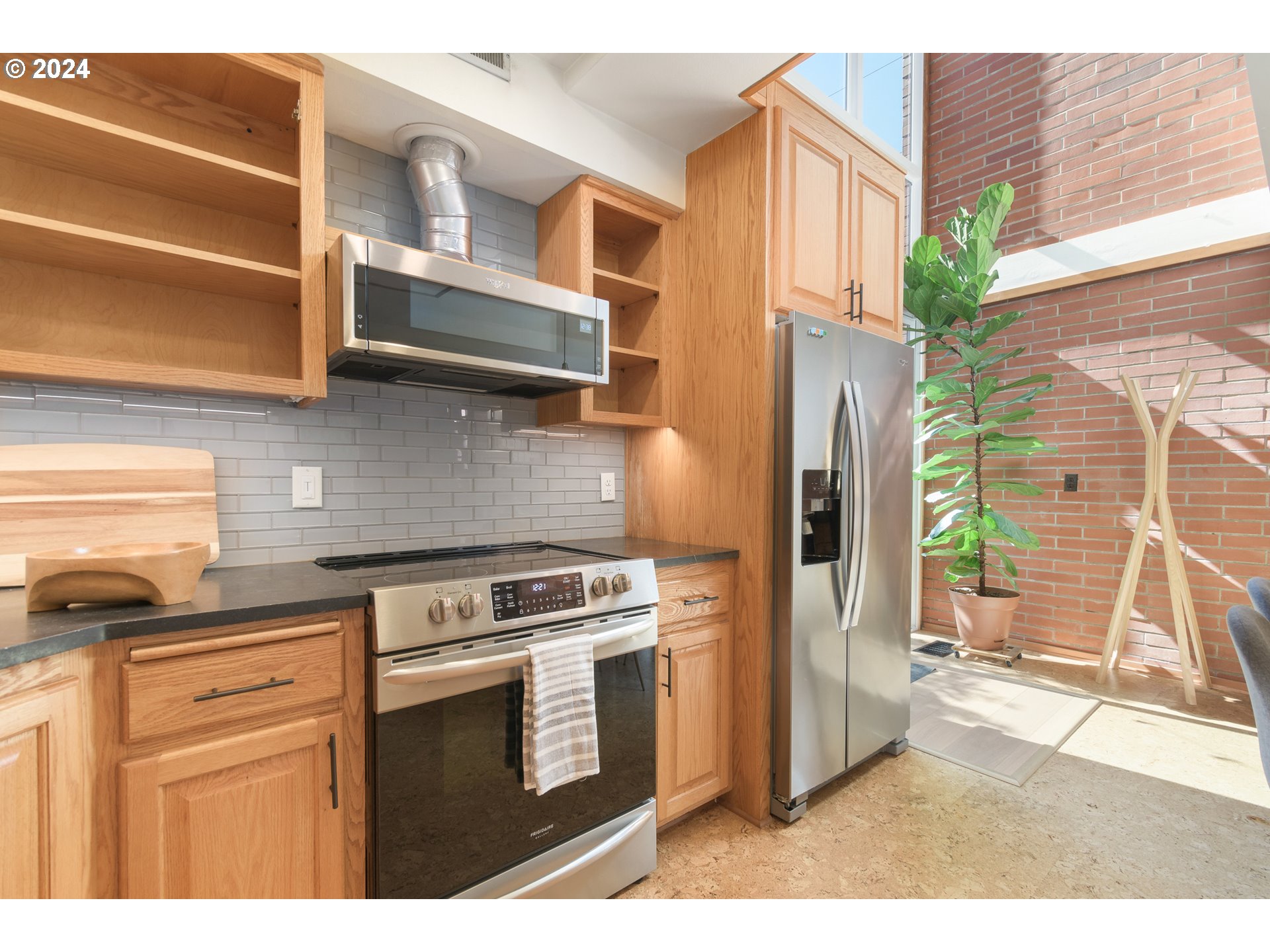 120 High Street Eugene, OR 97401 - Photo 9 of 36