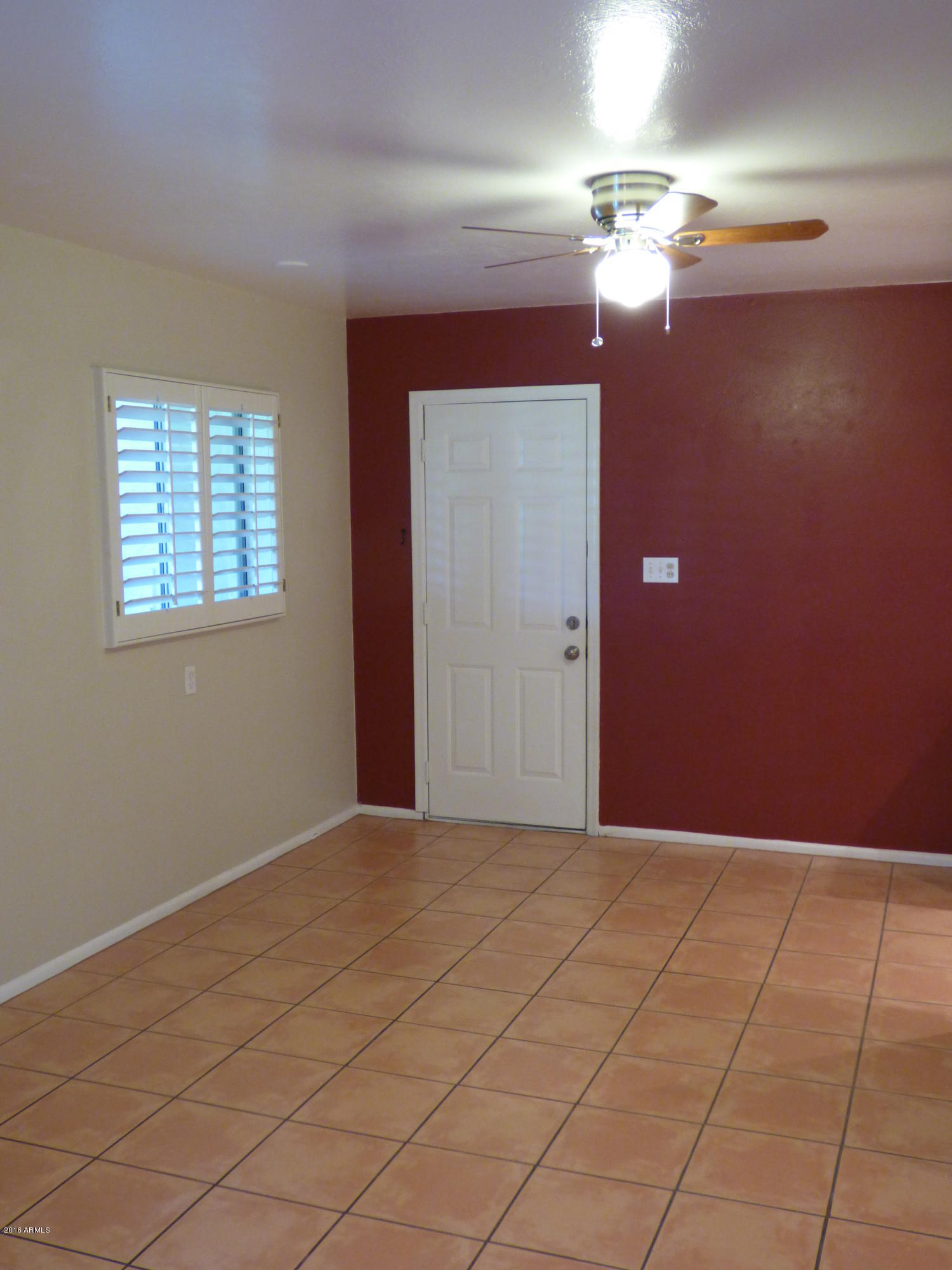 1250 East Bethany Home Road, Unit 21 Phoenix, AZ 85014 - Photo 8 of 13 Entryway