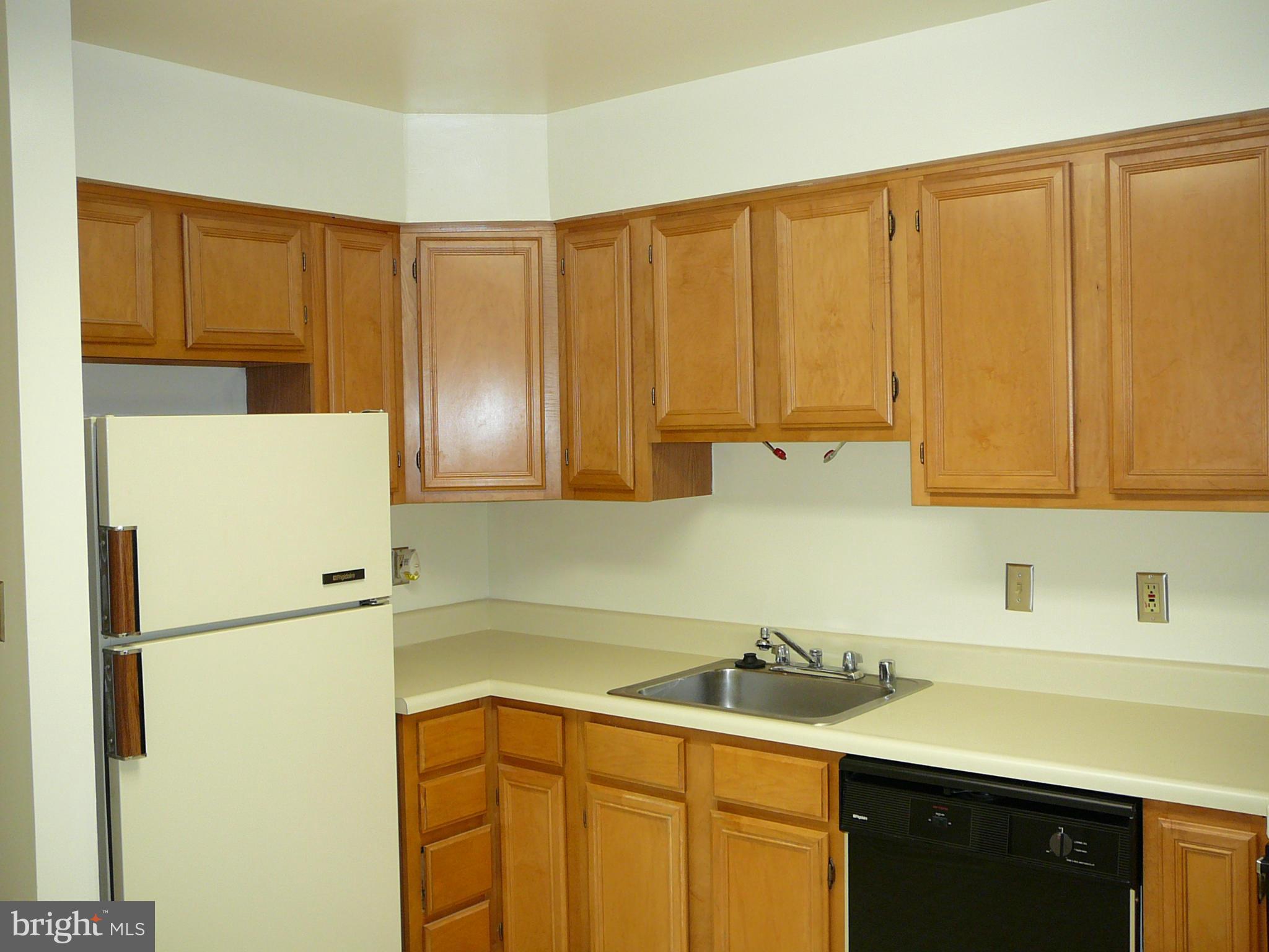 1002 Spring Gate Road, Unit 2C Baltimore, MD 21228 - Photo 5 of 9 Kitchen