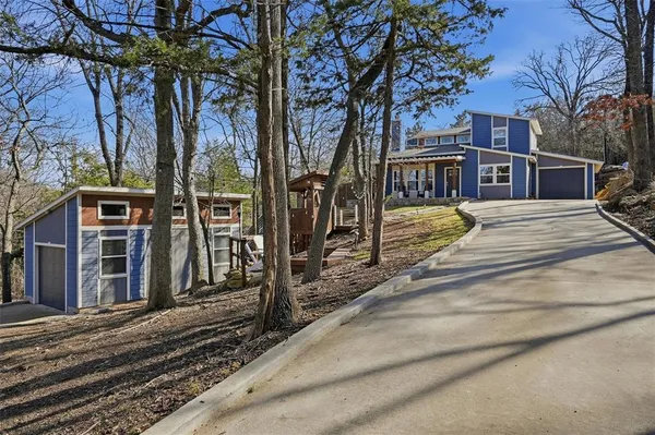 $625,000 | 404 Hacienda, Pottsboro, TX 75076