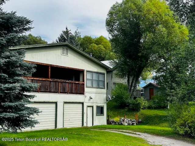 $1,795,000 | 1610 J-W Drive, Jackson, WY 83001