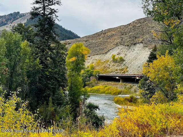 $1,795,000 | 1610 J-W Drive, Jackson, WY 83001