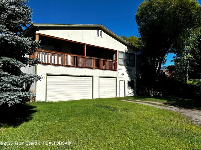 $1,795,000 | 1610 J-W Drive, Jackson, WY 83001