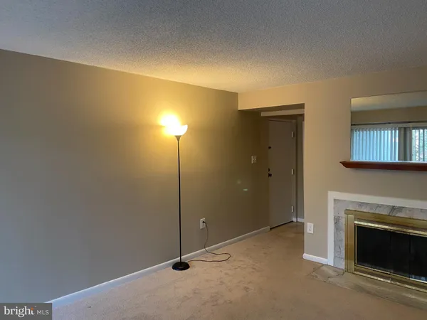 $2,350 | 11723 Karbon Hill Court, Unit T3, Reston, VA 20191