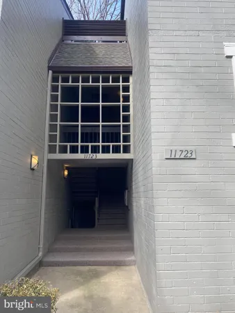 $2,350 | 11723 Karbon Hill Court, Unit T3, Reston, VA 20191