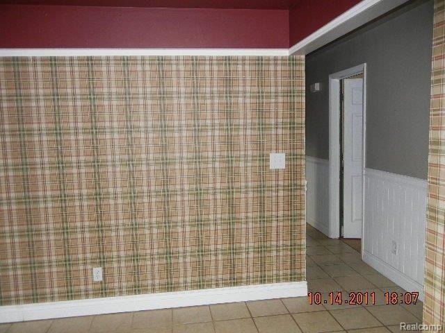 1041 North Gregory Road Fowlerville, MI 48836 - Photo 4 of 13 DSCN0124.JPG