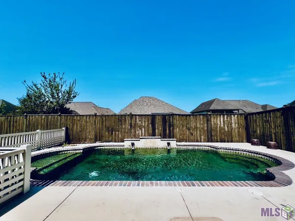 $425,000 | 41152 New Orleans Drive, Sorrento, LA 70778