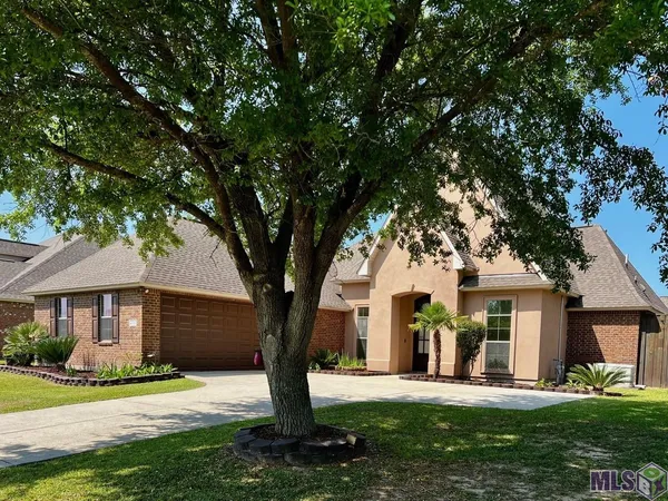 $425,000 | 41152 New Orleans Drive, Sorrento, LA 70778