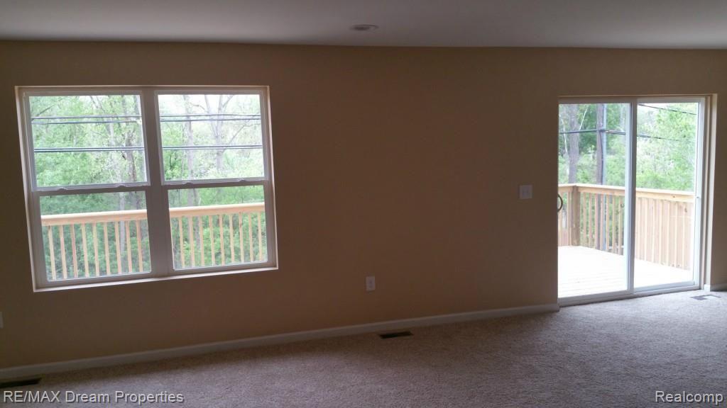 20437 Angling Street Livonia, MI 48152 - Photo 14 of 18