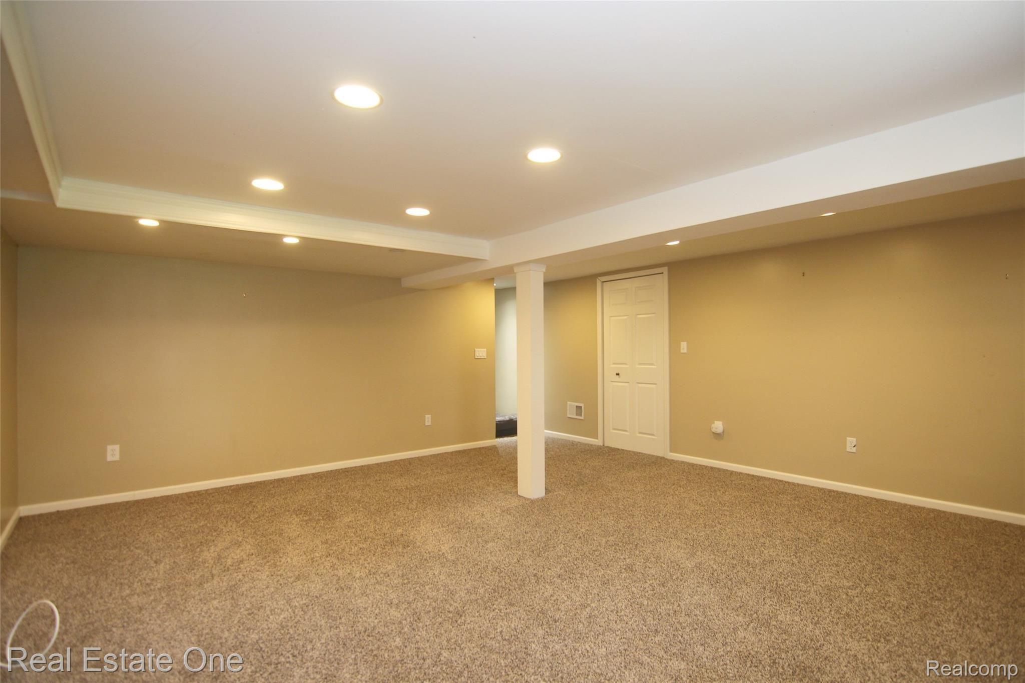 5305 Inverrary Lane Commerce Township, MI 48382 - Photo 20 of 27 Inverrary Ln Basement