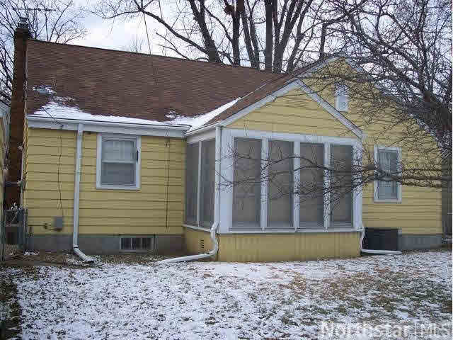 1728 Pascal Street Falcon Heights, MN 55113 - Photo 3 of 8 Gallery Image 3
