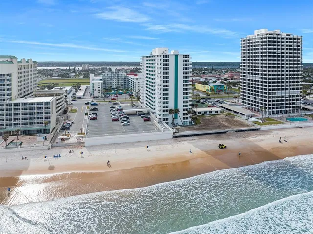 $225,000 | 2800 North Atlantic Avenue, Unit 101, Daytona Beach, FL 32118