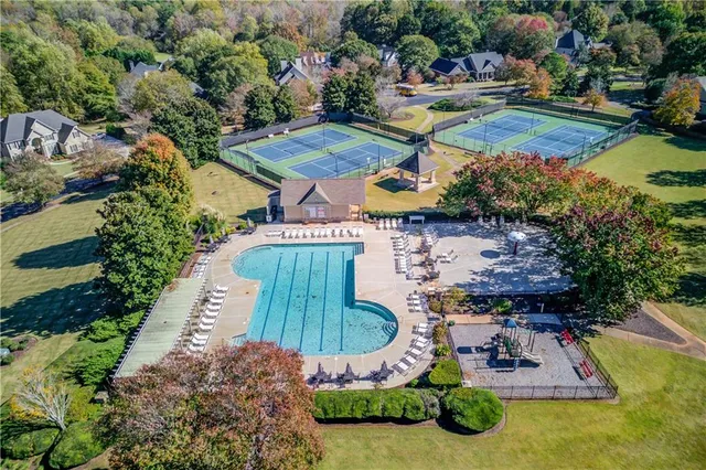 $700,000 | 380 Fairway Circle, Monroe, GA 30656