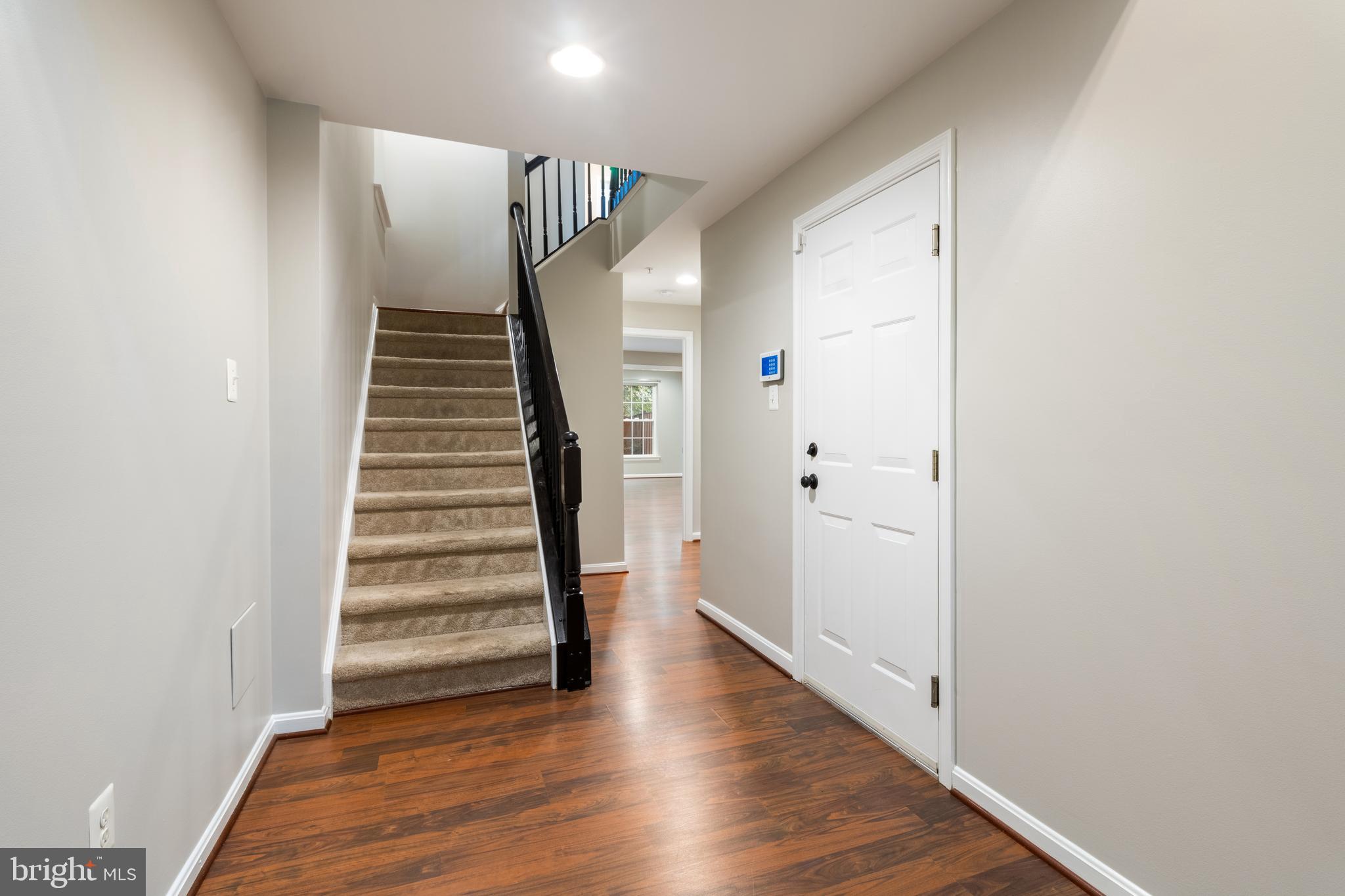 2386 Jostaberry Way Odenton, MD 21113 - Photo 3 of 36 Foyer