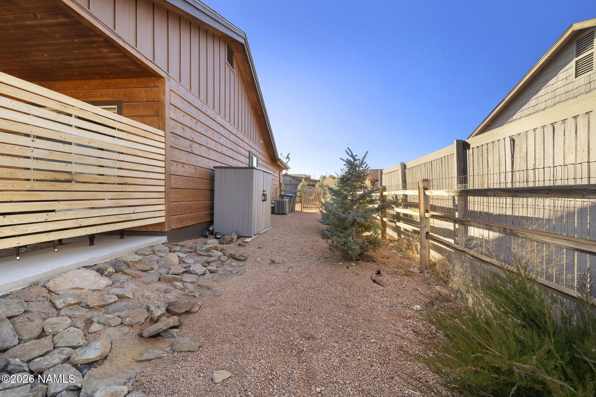 156 Trilogy Drive Williams, AZ 86046 - Photo 32 of 37 Side yard
