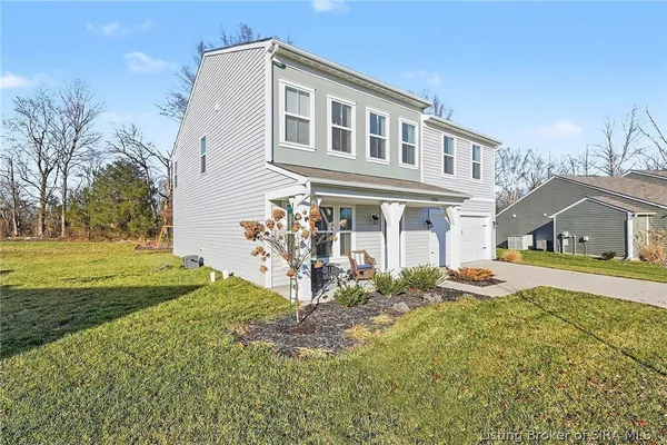$374,900 | 1210 Sir Barton Court, Memphis, IN 47143
