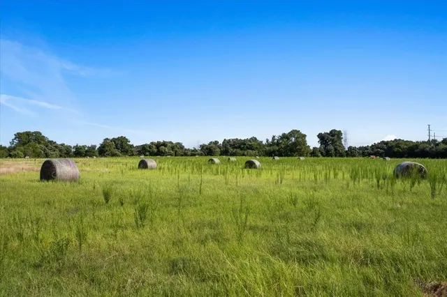 a view of an ocean from a lake