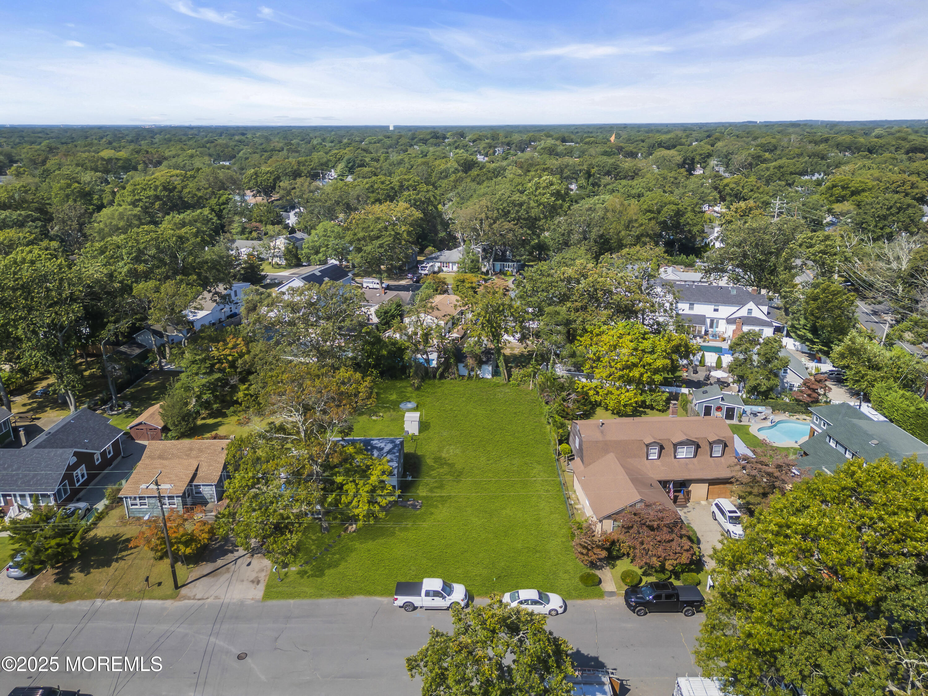 505 Curtis Avenue Point Pleasant, NJ 08742 - Photo 2 of 11 an aerial view of a house with a garden